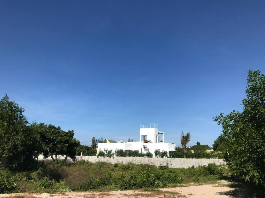 Ho Lan Retreat, Villa Mat Bien Danh Cho 8 Nguoi. Pho Tri 外观 照片
