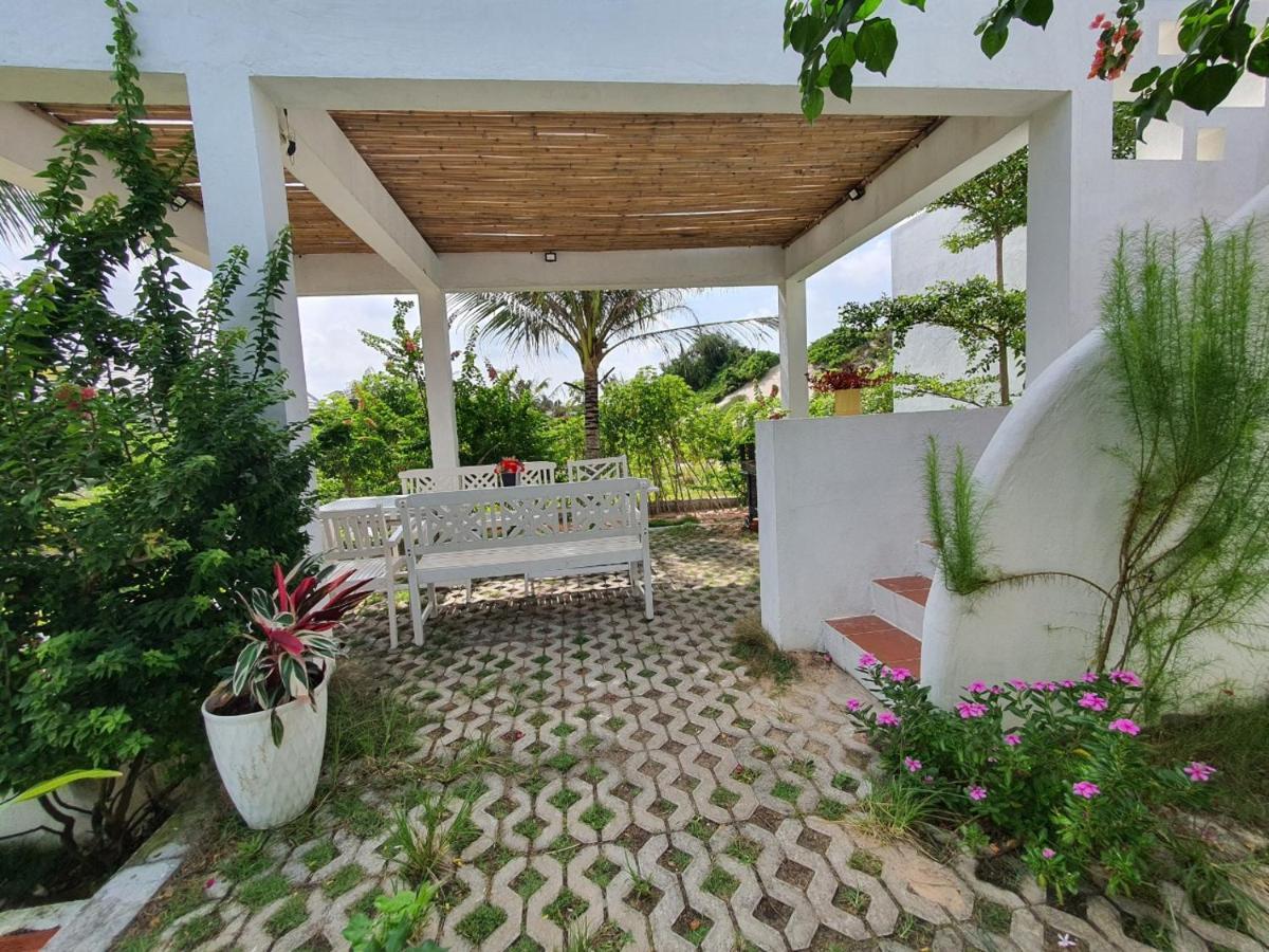 Ho Lan Retreat, Villa Mat Bien Danh Cho 8 Nguoi. Pho Tri 外观 照片